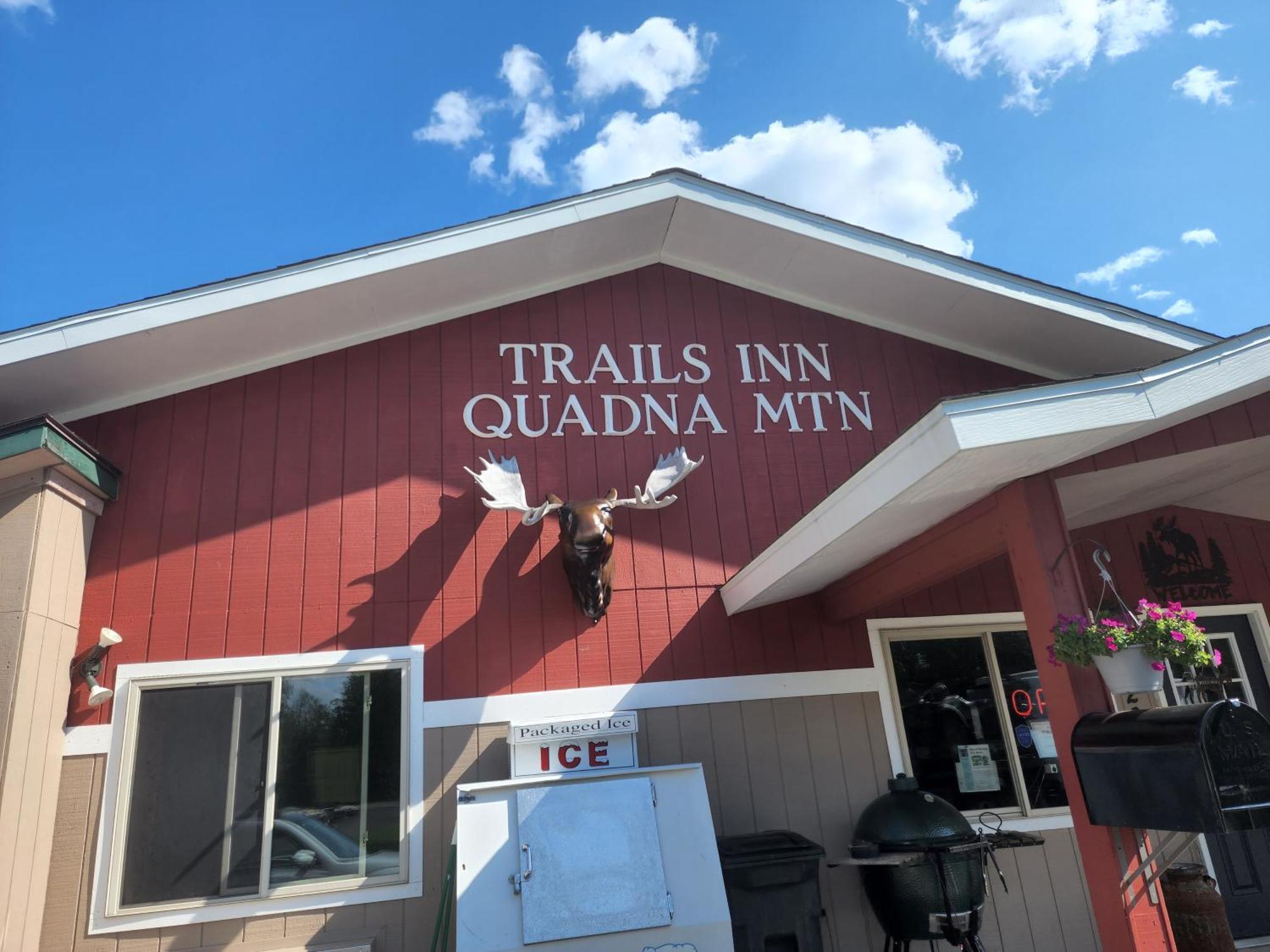 Trails Inn Quadna Mountain Motel & Rv Park Hill City Ngoại thất bức ảnh