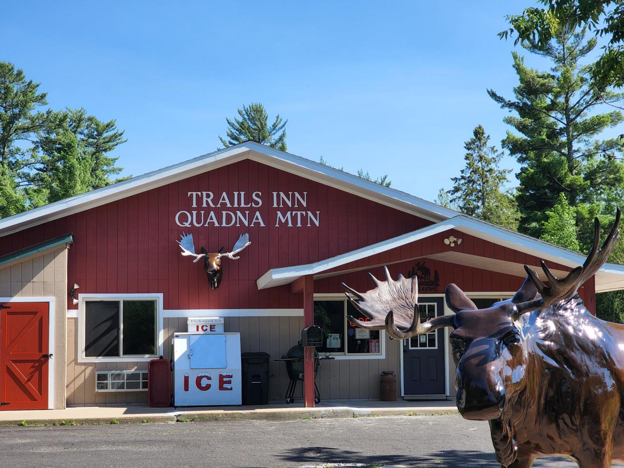 Trails Inn Quadna Mountain Motel & Rv Park Hill City Ngoại thất bức ảnh